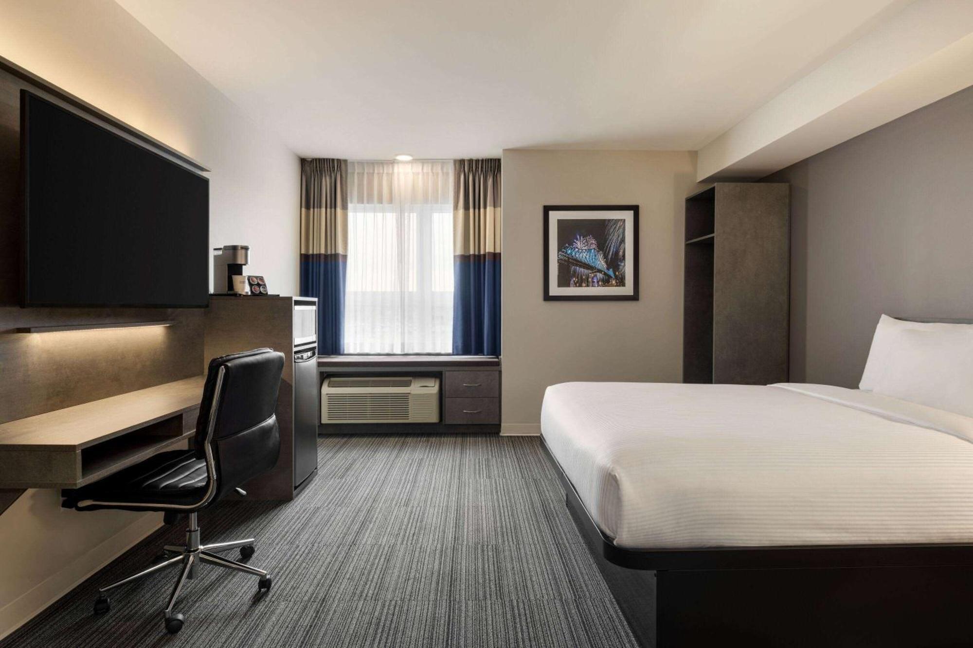 Microtel Inn & Suites By Wyndham Boisbriand Sainte-Thérèse-de-Blainville Eksteriør billede