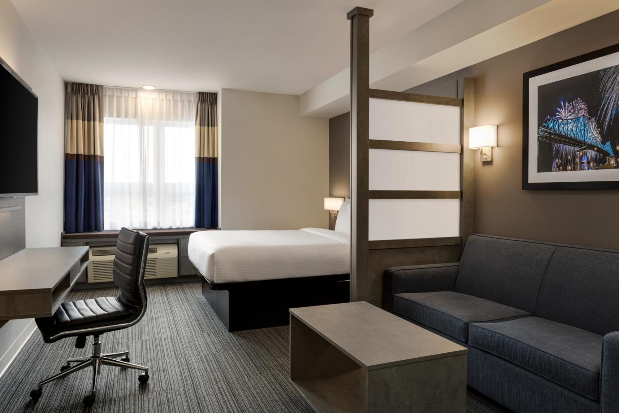 Microtel Inn & Suites By Wyndham Boisbriand Sainte-Thérèse-de-Blainville Eksteriør billede