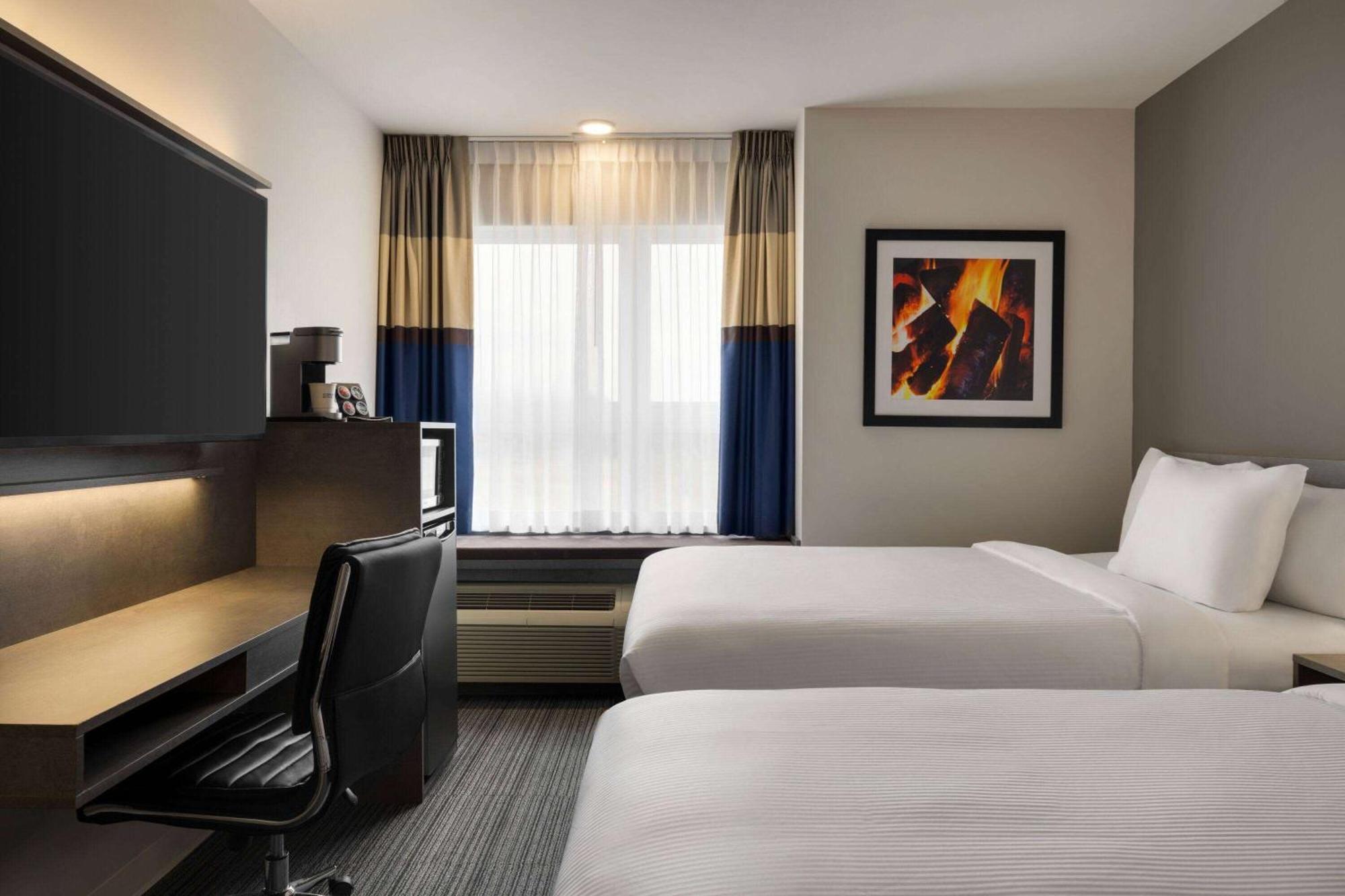 Microtel Inn & Suites By Wyndham Boisbriand Sainte-Thérèse-de-Blainville Eksteriør billede